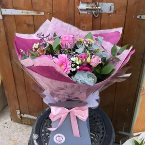 Slow replies 🤍 I’ll be posting tomorrow if I have any spares available x thank you so much to everyone so far